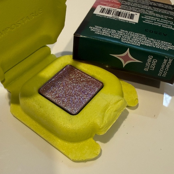 NIB Half Magic Eyeshadow Singles - Blushing Lizard and electric Butterfly - Picture 5 of 8